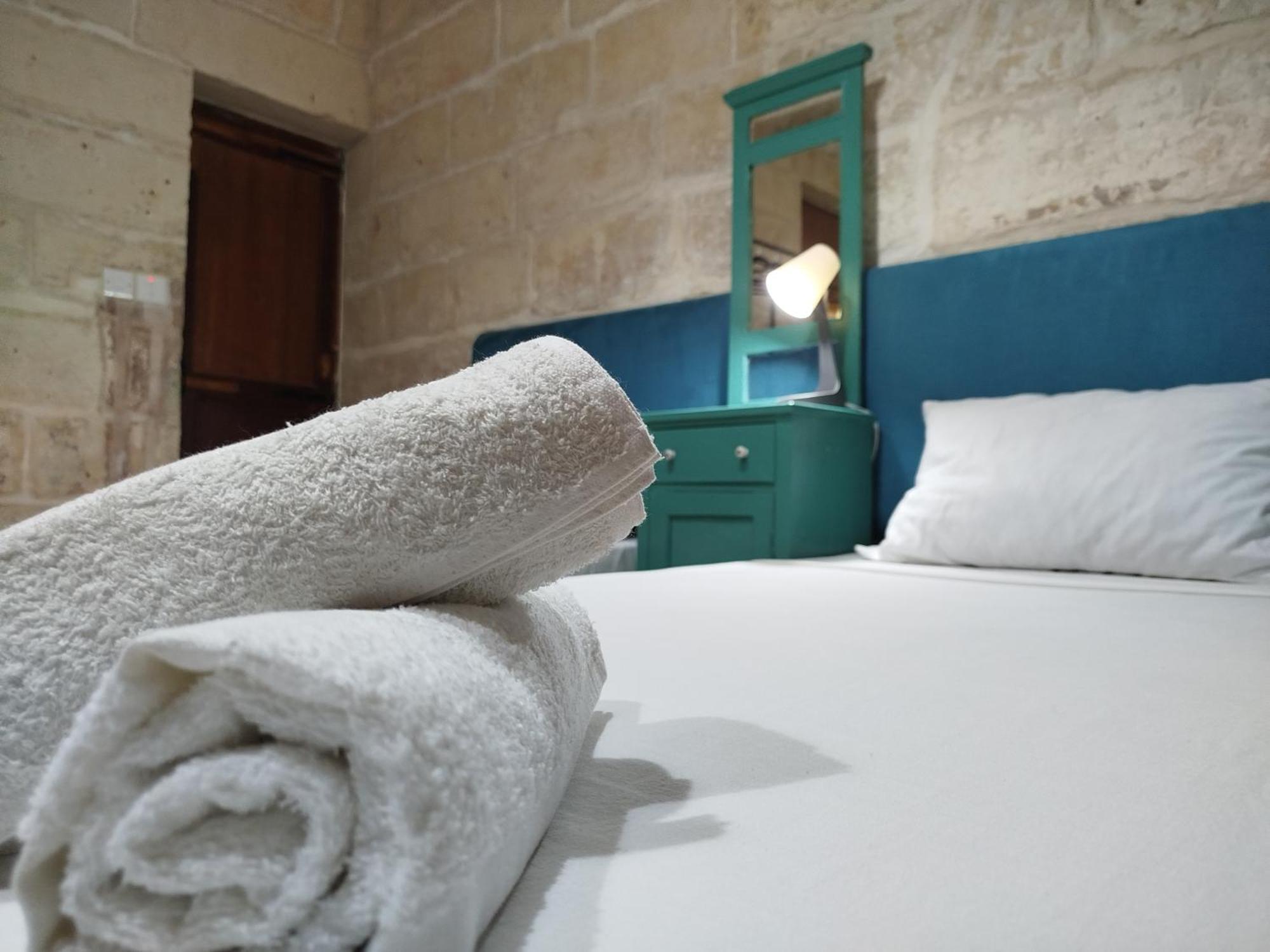 Limestone Sun Suites Sliema Værelse billede