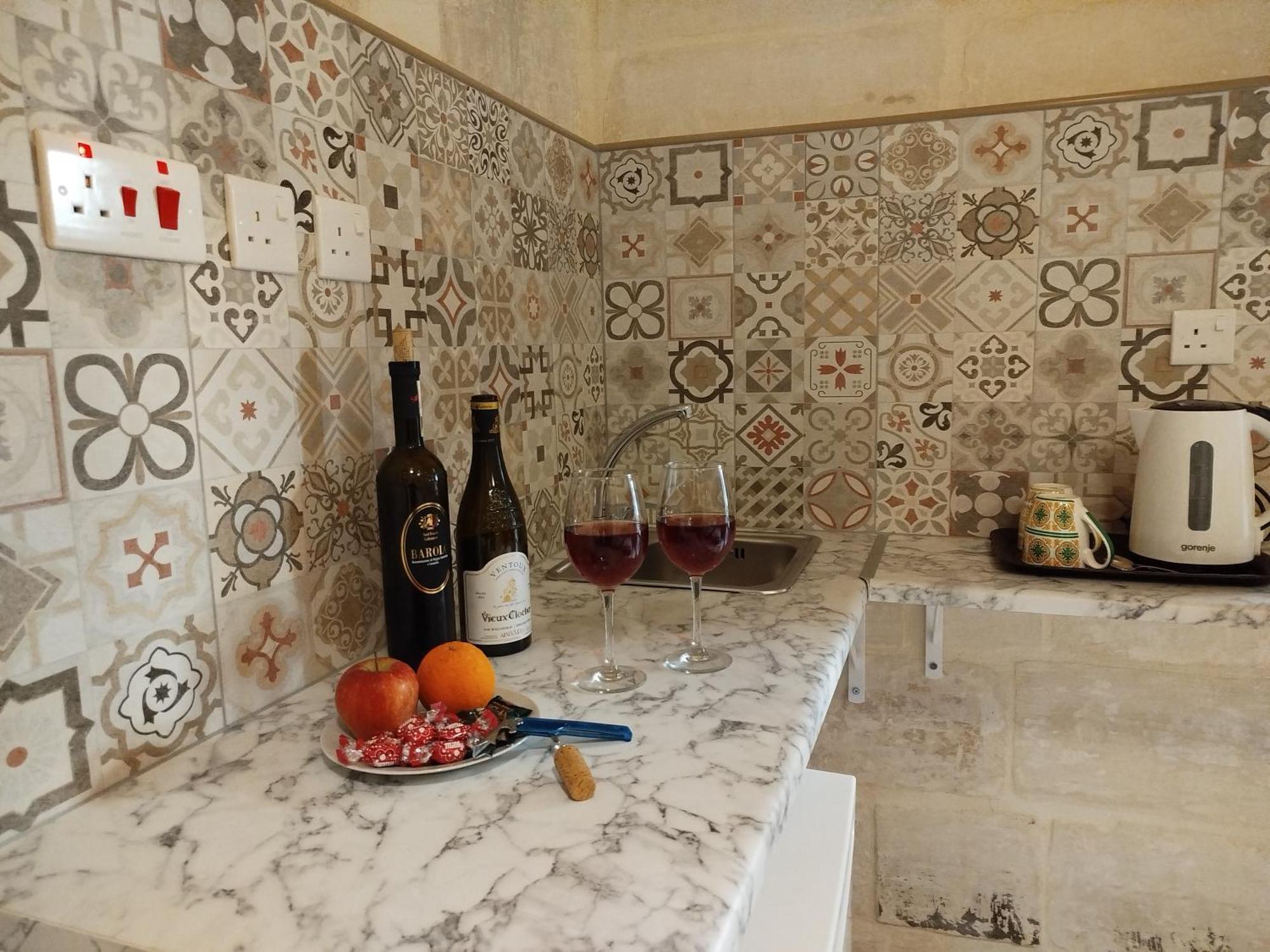 Limestone Sun Suites Sliema Eksteriør billede