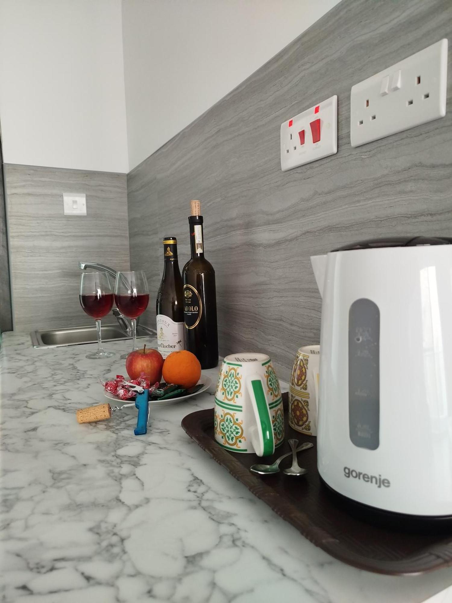 Limestone Sun Suites Sliema Eksteriør billede